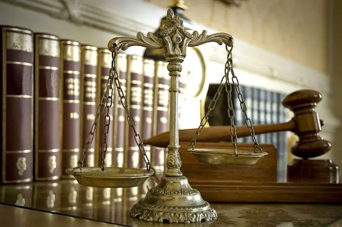 The Law Offices of Carlos H. Davalos Picture 7