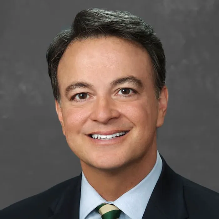 Foley & Lardner LLP: Frank E. Pasquesi Picture 1