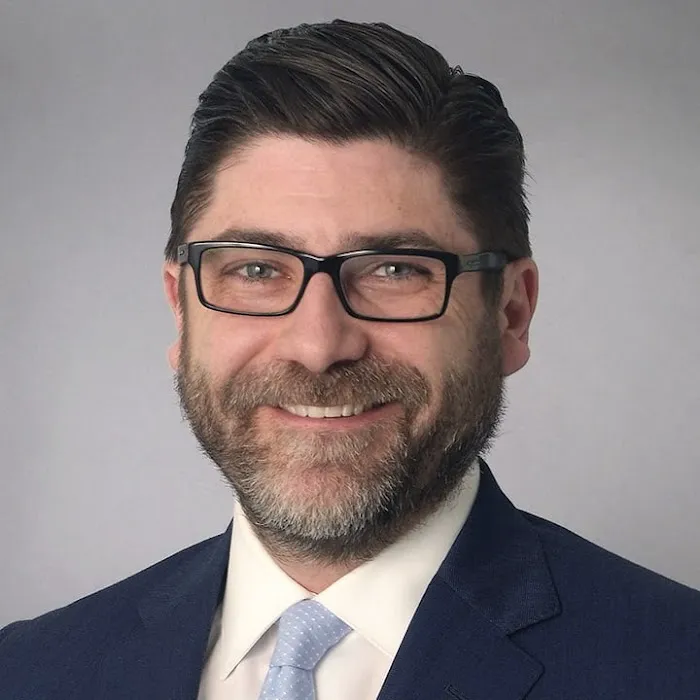 Foley & Lardner LLP: Michael C. Kasdin Picture 1