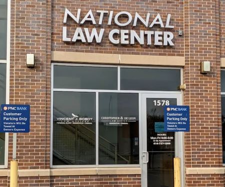 Christopher & De León Law Office