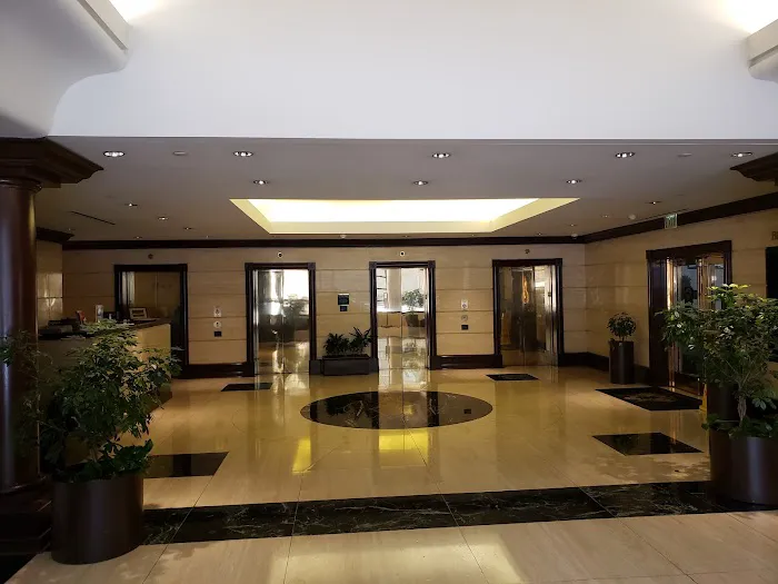 Arnaout Immigration Law Firm Picture 3