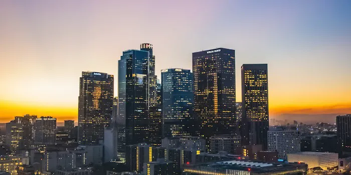 Latham & Watkins Los Angeles — Downtown Picture 1