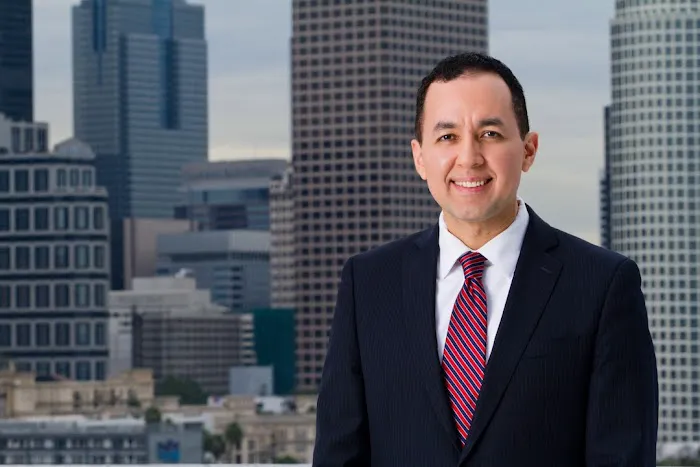 Abogado de Inmigración Nelson A. Castillo en Los Ángeles, CA Picture 1