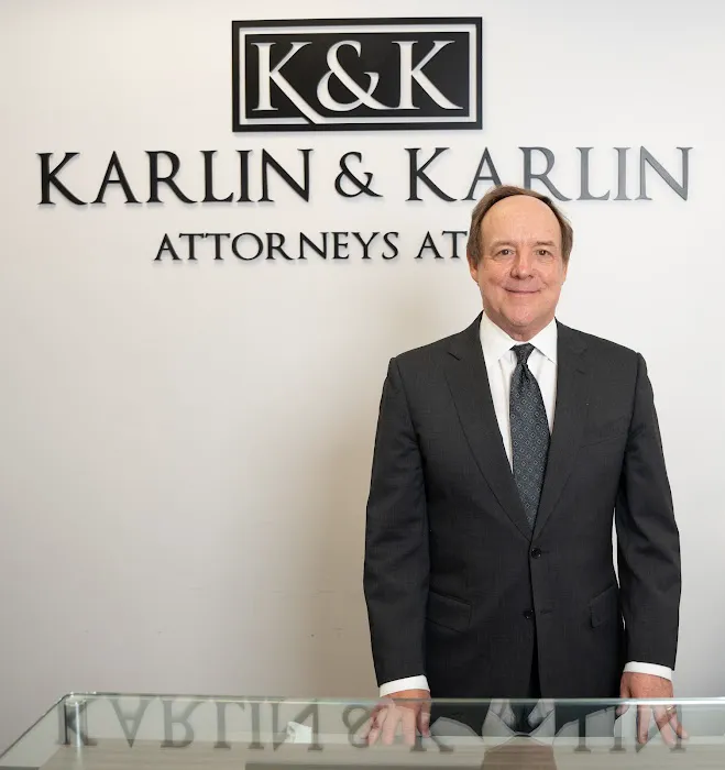 Abogados Karlin Picture 9