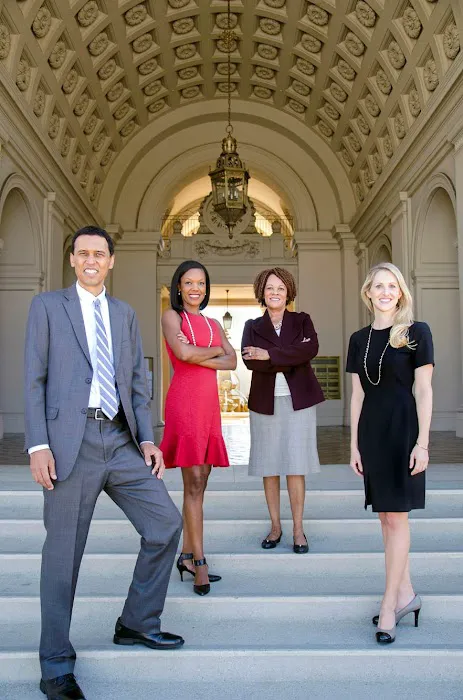 Law Offices of Makupson & Howard Picture 2