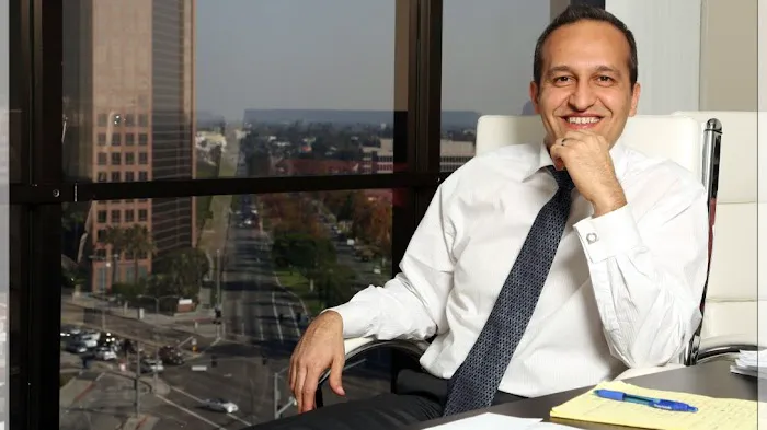 Law Offices of David Azizi Picture 6