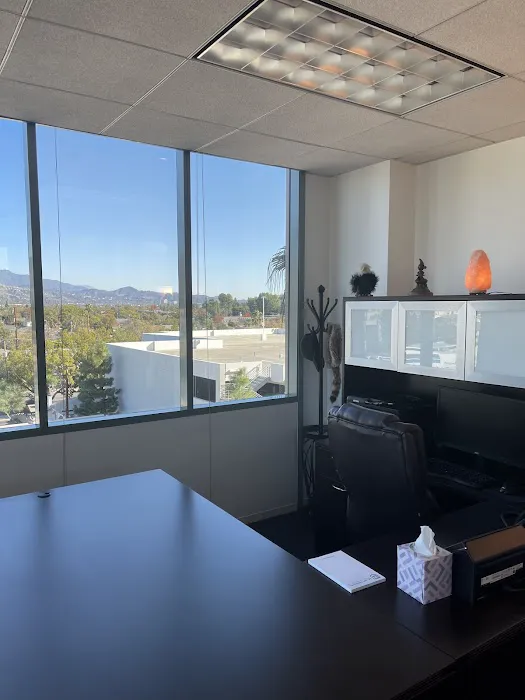 LA LAW CENTER, PC Picture 10