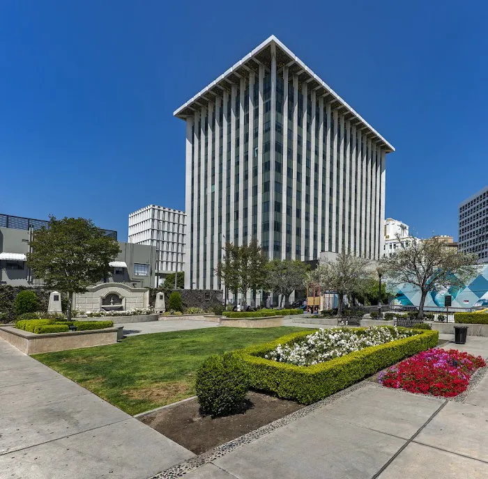 Bradford L Treusch Law Offices Picture 5