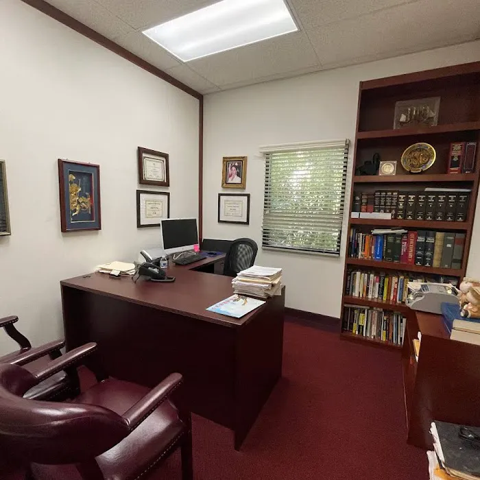 Law Office of Daniel Deng 邓洪律师事务所 Picture 5
