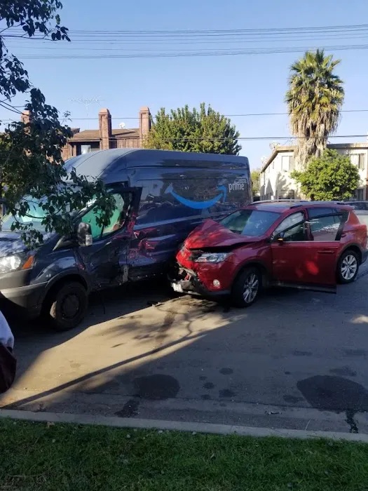 Nazaryan Law Car Accident & Injury Lawyers Picture 8