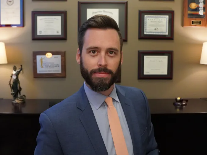 Napolin Accident Injury Lawyer Picture 10