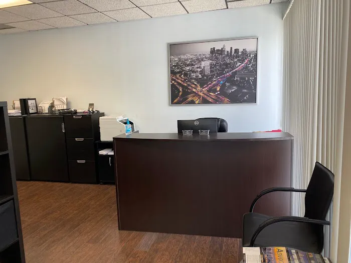 THE LAW OFFICES OF ABRAHAM APRAKU Picture 2