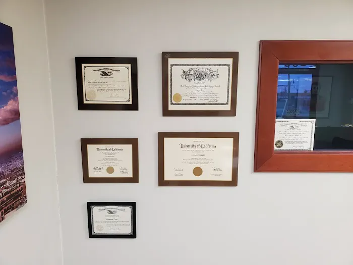 Law Offices of Raymond Perez Picture 2