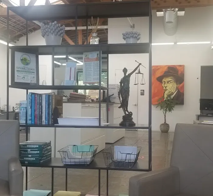 Law Offices of Elsa Martinez Picture 4
