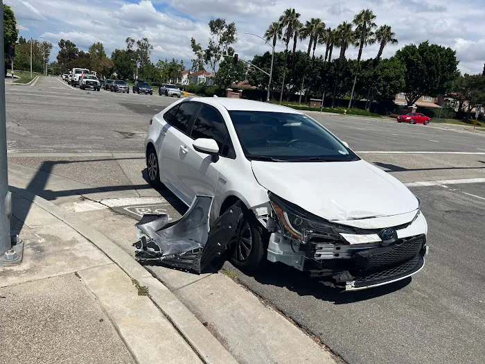 Zand Law, APC | Personal Injury and Lemon Law Firm Picture 3
