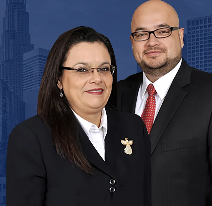 Confianza Legal Picture 6