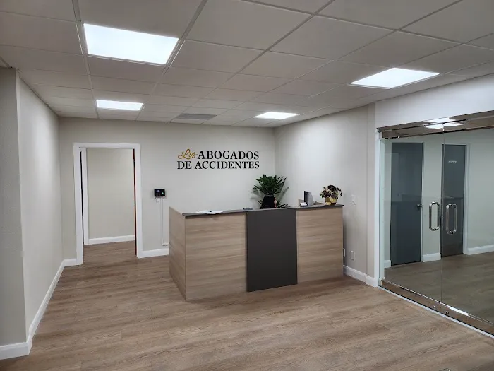 Los Abogados de Accidentes | SoCal Injury Lawyers Picture 2