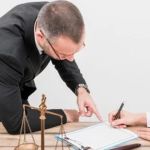 How to Choose the Right Lawyer for Your Case – Expert Legal Advice