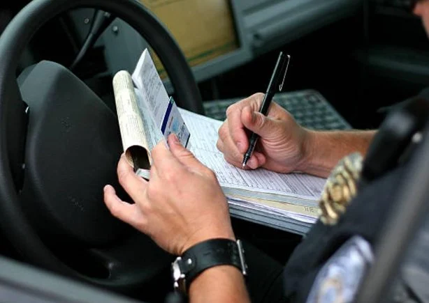 How to Contest a Traffic Ticket and Win – Expert Tips and Strategies