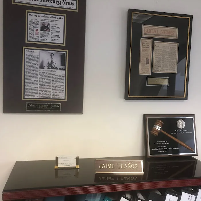 Attorney Jaime A Leanos Picture 6