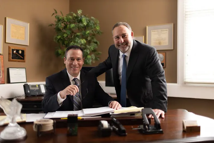 Caputo & Van Der Walde Picture 6