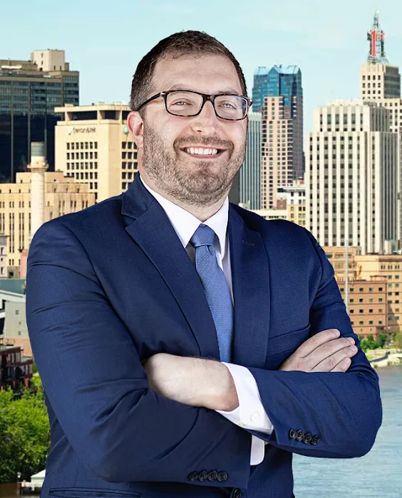 Tyroler Leonard Injury & Accident Lawyer Picture 10