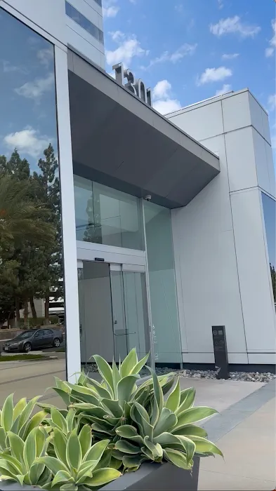 Estavillo Law Group - Newport Beach Foreclosure & Real Estate Attorneys Picture 5