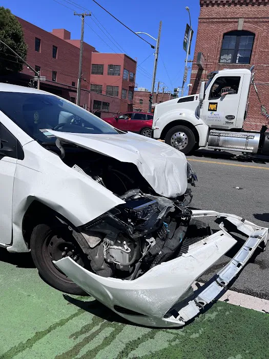 Joe Naz Accident Lawyers Picture 7