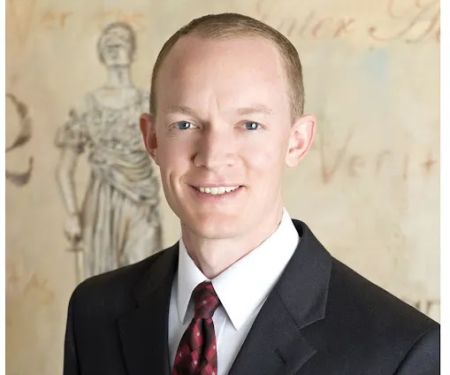 Jason J Boblick