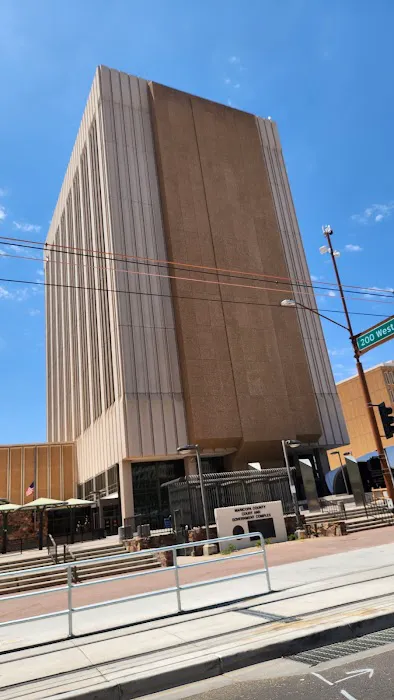 Central Court Building Picture 2