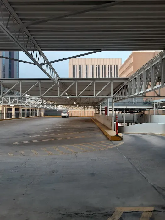 Central Court Building Picture 10