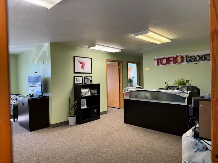Layton Consultancy Services Picture 3