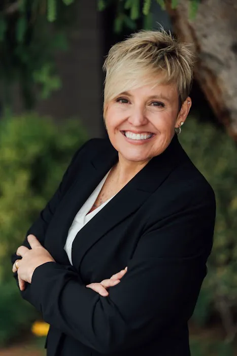 LJ Law Firm Picture 7