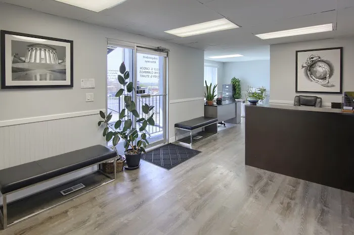 Cardon, Stuart, & Associates Picture 4