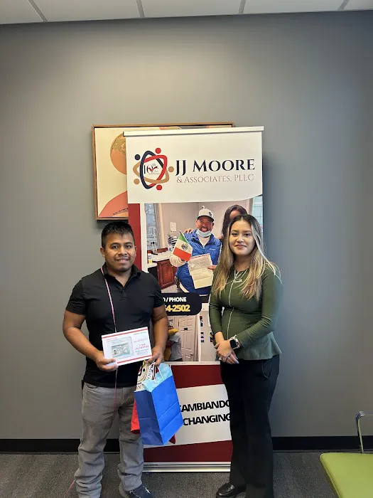 JJ Moore & Associates, PLLC Picture 2