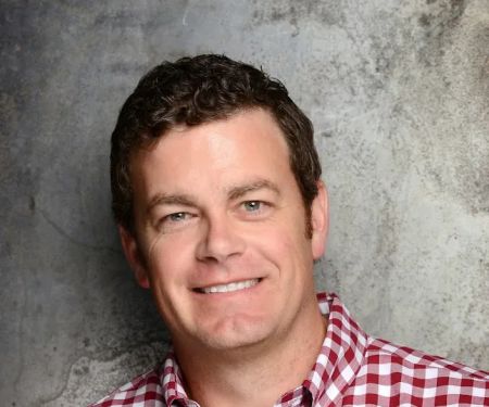 Riggs Casey W