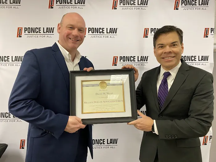 Ponce Law Tennessee Car & Truck Accident Injury Attorneys Picture 5