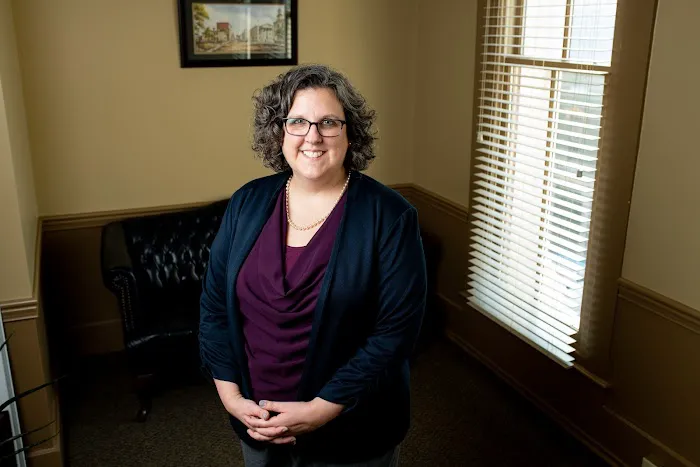 CLLB: Divorce Lawyer Dana Eberle-Peay Picture 1