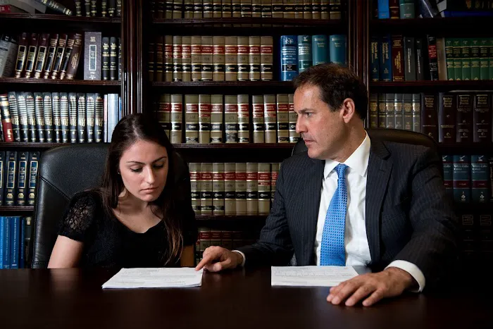 The Law Office of Jeffrey Chabrowe Picture 2