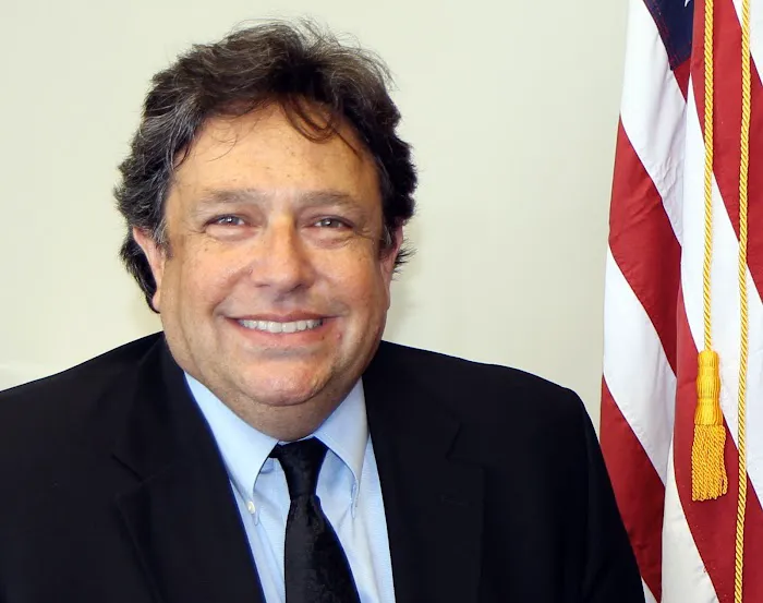 Selig & Associates Picture 4