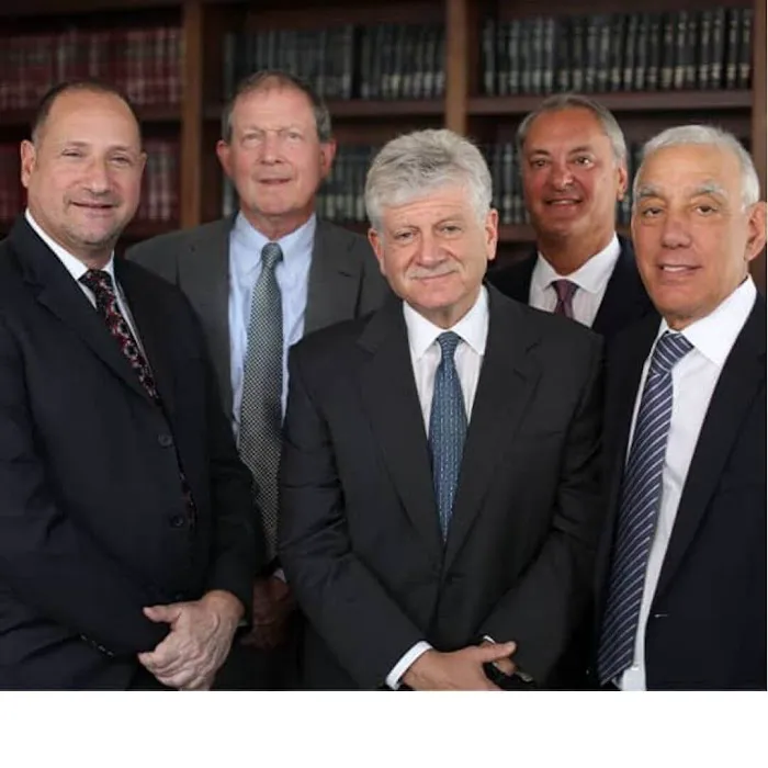 Rosenberg, Minc, Falkoff & Wolff, LLP Picture 7