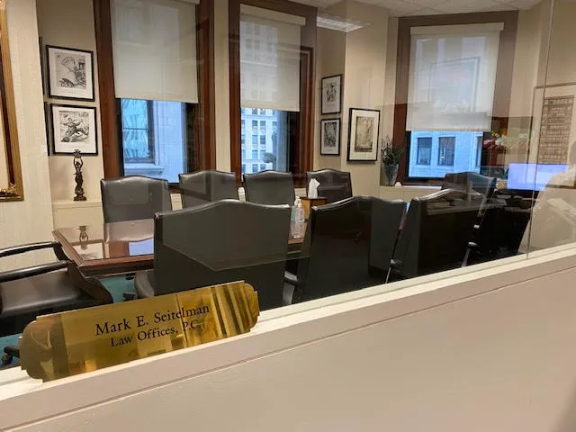 Mark E. Seitelman Law Offices - Accident & Injury Attorneys Picture 5