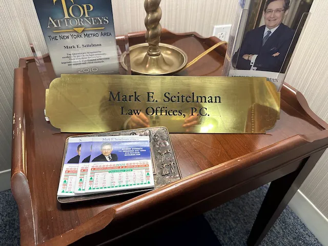 Mark E. Seitelman Law Offices - Accident & Injury Attorneys Picture 3