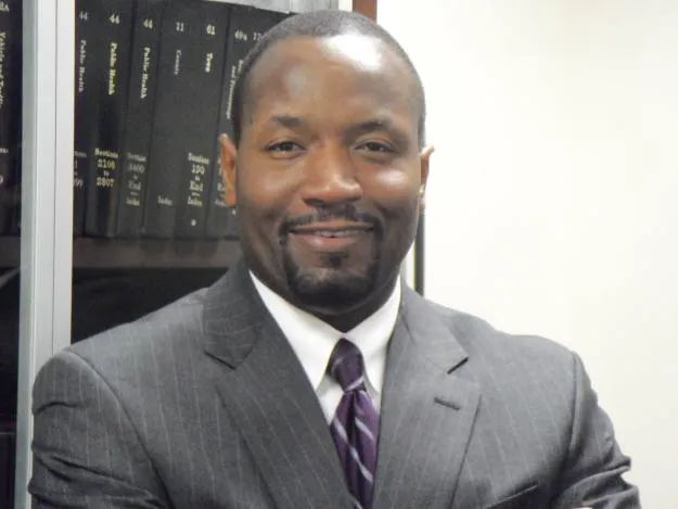 Law Offices of Sanders L. Denis Picture 4