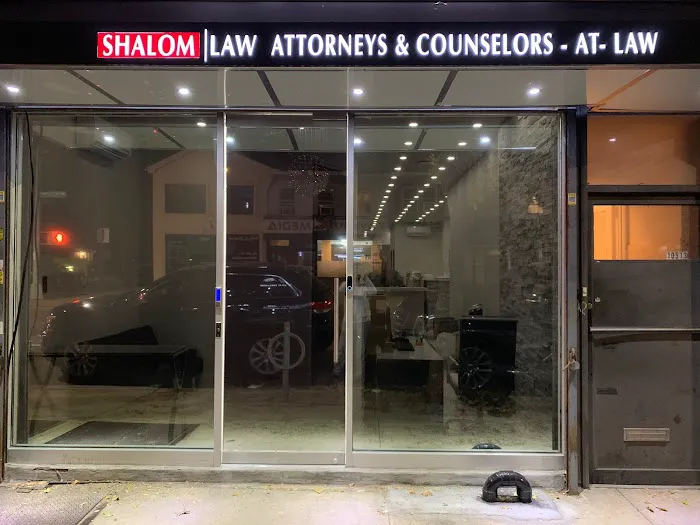 Shalom Law - Queens Car Accident & Personal Injury Lawyers Picture 1