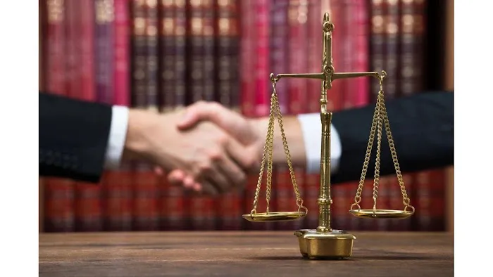 Law Office of Emiliano Perez Picture 4