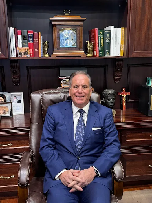 Frank J. Santo P.C. Bill Santo Esq. Picture 3
