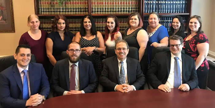 Law Office of Ronald D. Weiss, P.C. Picture 3