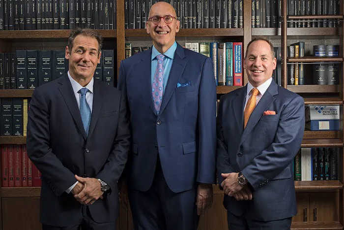 Anthony Makarov, Personal Injury Attorney Picture 10