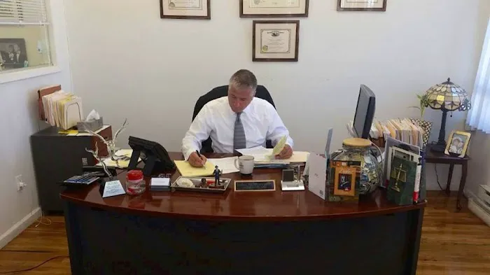 Law Offices of Gus Michael Farinella PC Picture 1